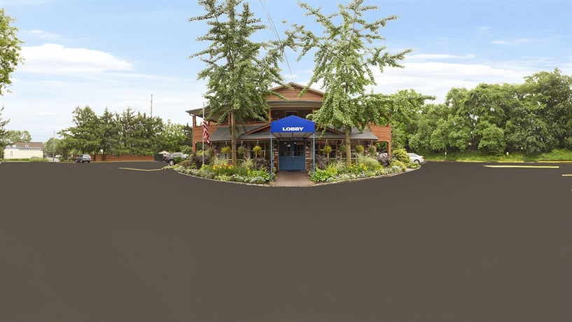 Imagen general del Hotel SureStay Plus by Best Western Woodbury Inn. Foto 2