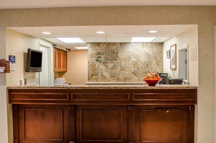 Imagen de los interiores del Hotel SureStay Studio by Best Western Pensacola. Foto 15