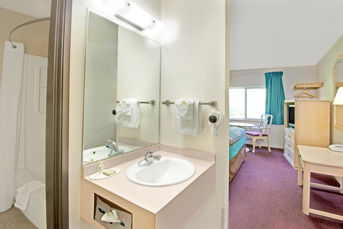 Imagen de la habitación del Hotel SureStay by Best Western Albuquerque East I-40. Foto 6