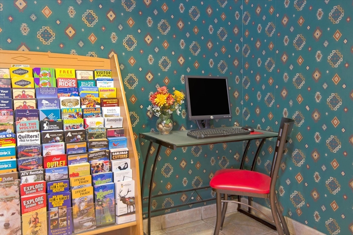 Imagen de los interiores del Hotel SureStay by Best Western Albuquerque East I-40. Foto 14