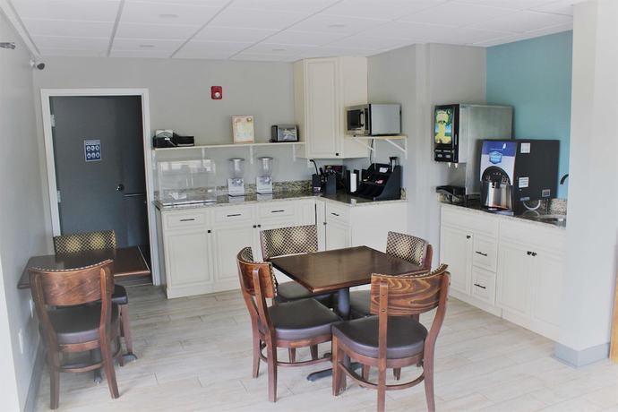 Imagen del bar/restaurante del Hotel SureStay by Best Western Conway. Foto 3