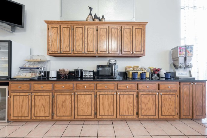 Imagen del bar/restaurante del Hotel SureStay by Best Western Duncan. Foto 2