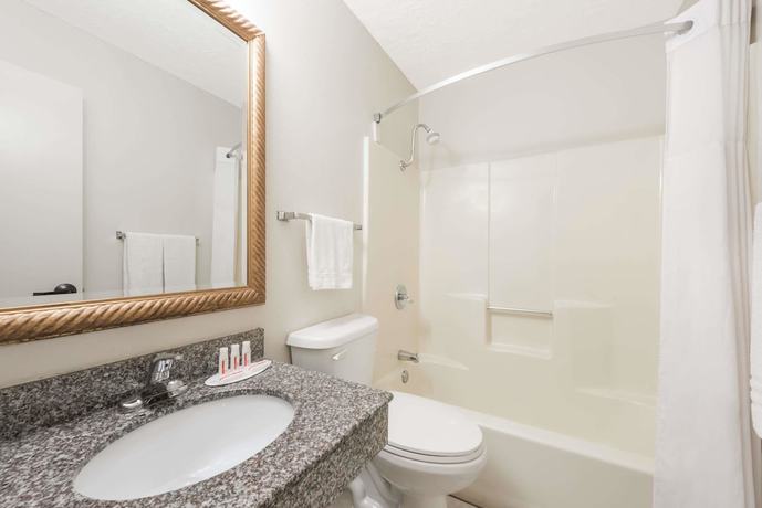 Imagen de la habitación del Hotel SureStay by Best Western Duncan. Foto 7