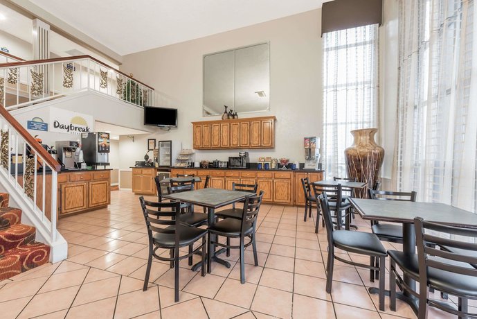 Imagen del bar/restaurante del Hotel SureStay by Best Western Duncan. Foto 3