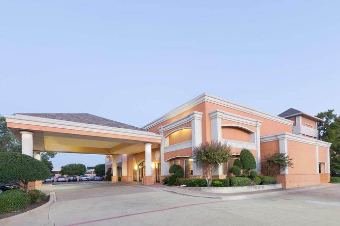 Imagen general del Hotel SureStay by Best Western Irving Grapevine DFW North. Foto 1