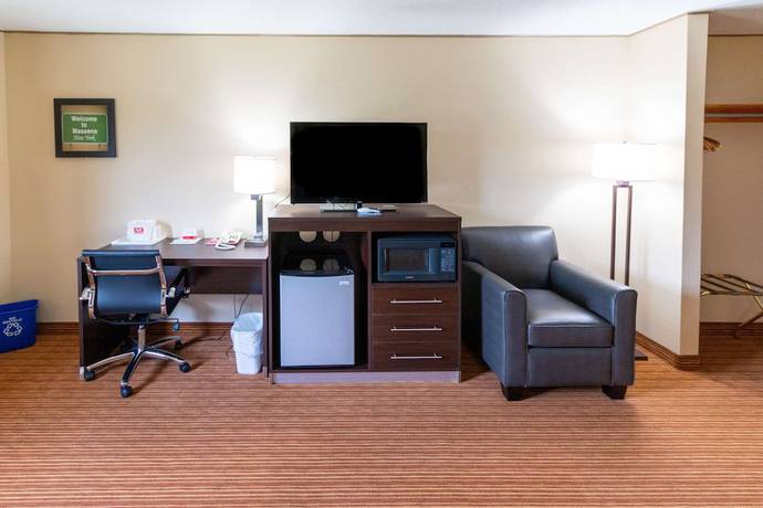 Imagen de la habitación del Hotel SureStay by Best Western Massena. Foto 7