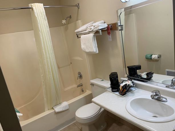 Imagen de la habitación del Hotel SureStay by Best Western Massena. Foto 8