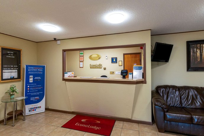 Imagen de los interiores del Hotel SureStay by Best Western Massena. Foto 20