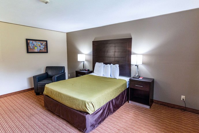 Imagen de la habitación del Hotel SureStay by Best Western Massena. Foto 10
