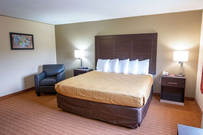 Imagen de la habitación del Hotel SureStay by Best Western Massena. Foto 12