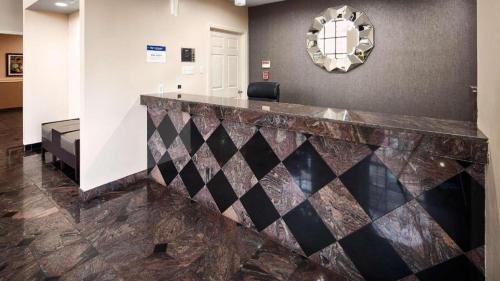 Imagen general del Hotel SureStay by Best Western Monroe. Foto 13