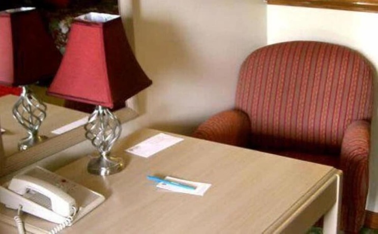 Imagen del bar/restaurante del Hotel SureStay by Best Western Morgan Hill. Foto 2