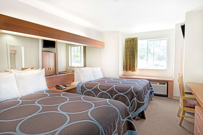 Imagen de la habitación del Hotel SureStay by Best Western Sacramento South Natomas. Foto 8