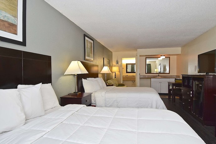 Imagen de la habitación del Hotel SureStay by Best Western Sarasota Lido Beach. Foto 14