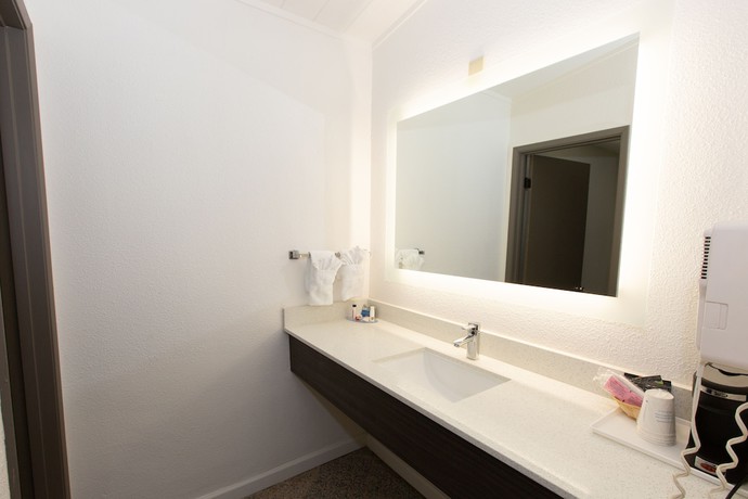 Imagen de la habitación del Hotel SureStay by Best Western Seaside Monterey. Foto 5