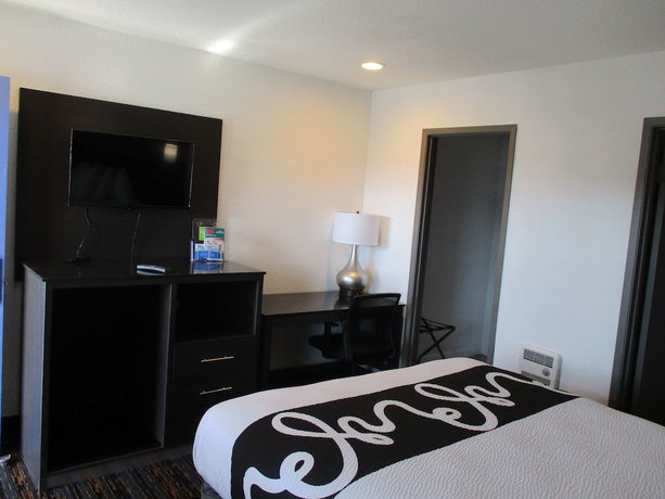 Imagen de la habitación del Hotel SureStay by Best Western Seaside Monterey. Foto 9