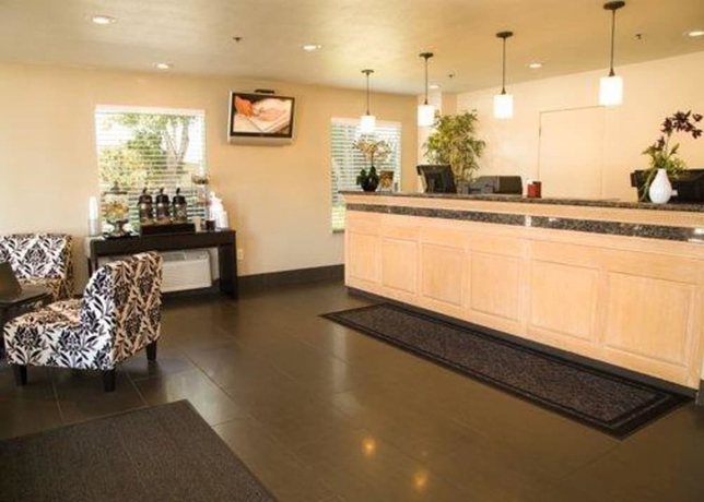 Imagen de los interiores del Hotel SureStay by Best Western Sunnyvale Silicon Valley. Foto 16