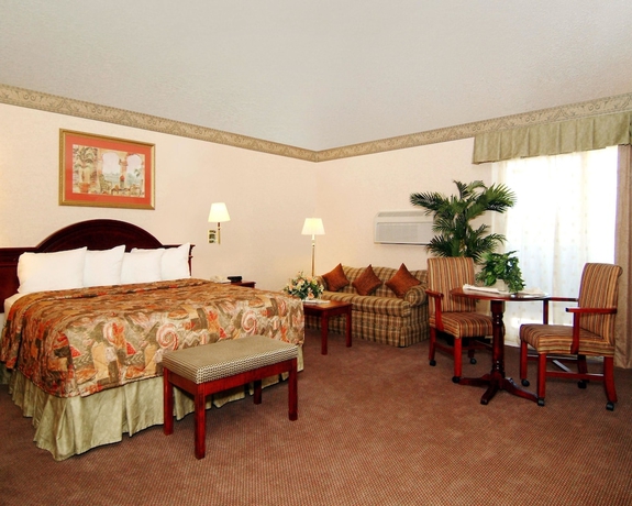 Imagen de la habitación del Hotel SureStay by Best Western Sunnyvale Silicon Valley. Foto 12