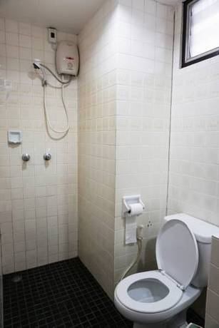 Imagen de la habitación del Hotel Sureena. Foto 10