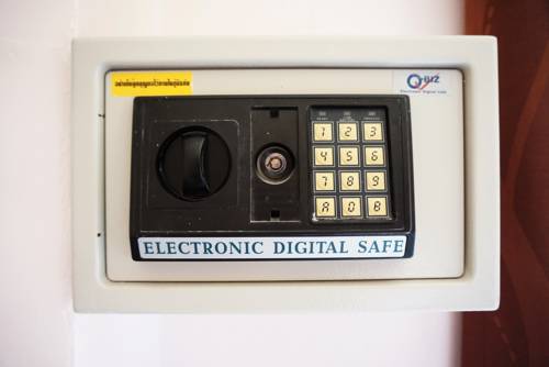 Imagen de la habitación del Hotel Sureena. Foto 11