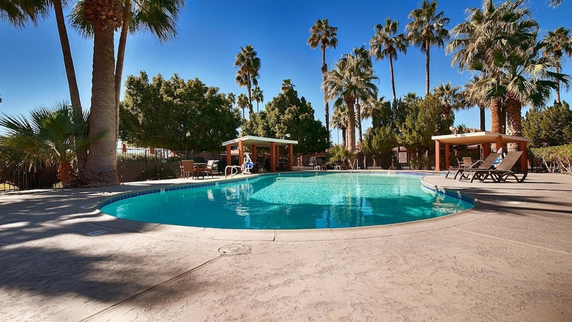 Imagen de la piscina del Hotel Surestay By Best Western Blythe. Foto 17