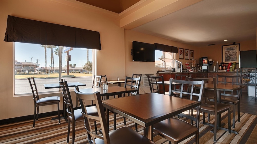Imagen del bar/restaurante del Hotel Surestay By Best Western Blythe. Foto 2