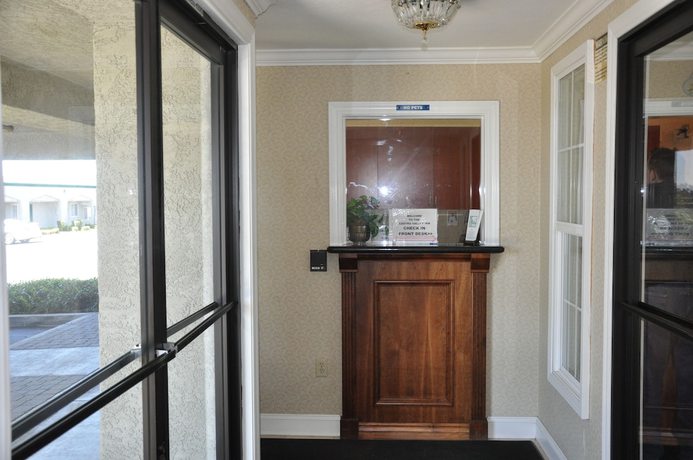 Imagen de los interiores del Hotel Surestay By Best Western Castro Valley. Foto 20