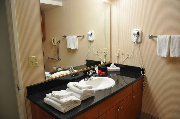 Imagen de la habitación del Hotel Surestay By Best Western Castro Valley. Foto 11