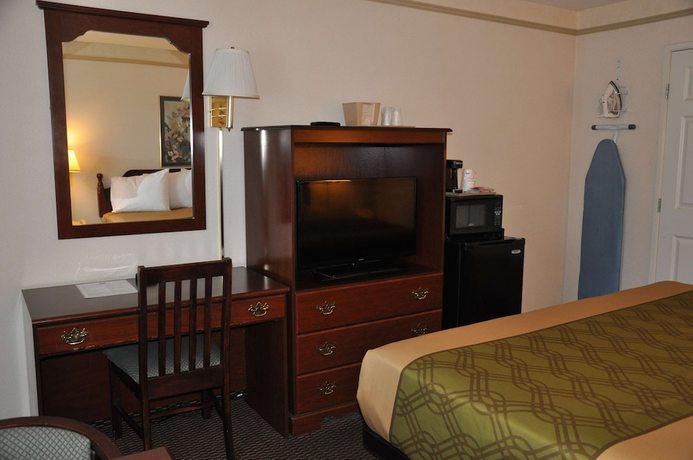 Imagen de la habitación del Hotel Surestay By Best Western Castro Valley. Foto 16
