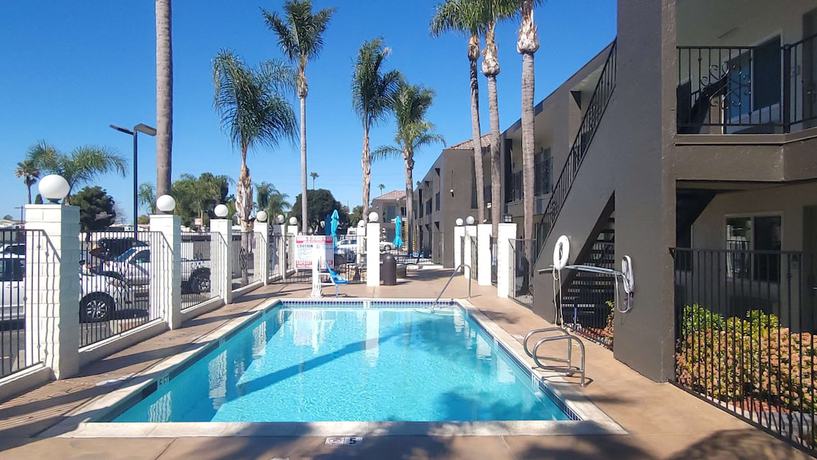 Imagen de la piscina del Hotel Surestay By Best Western Chula Vista San Diego Bay. Foto 20