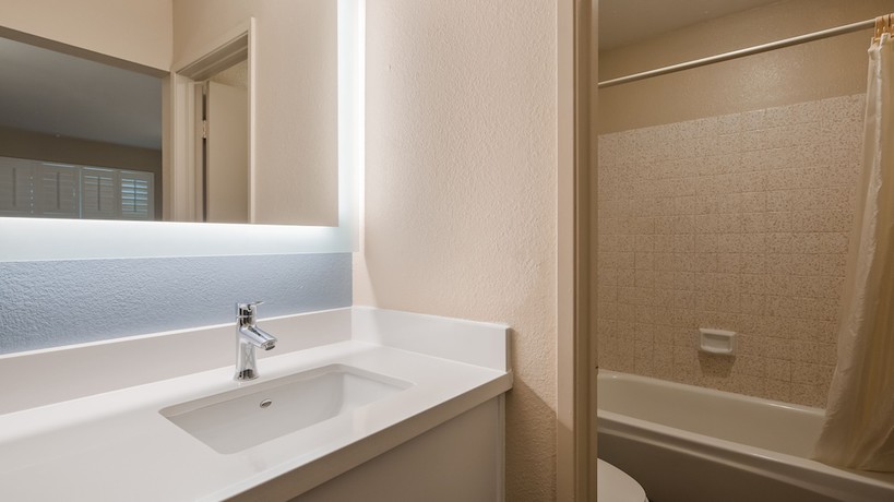 Imagen de la habitación del Hotel Surestay By Best Western Fairfield Napa Valley. Foto 11