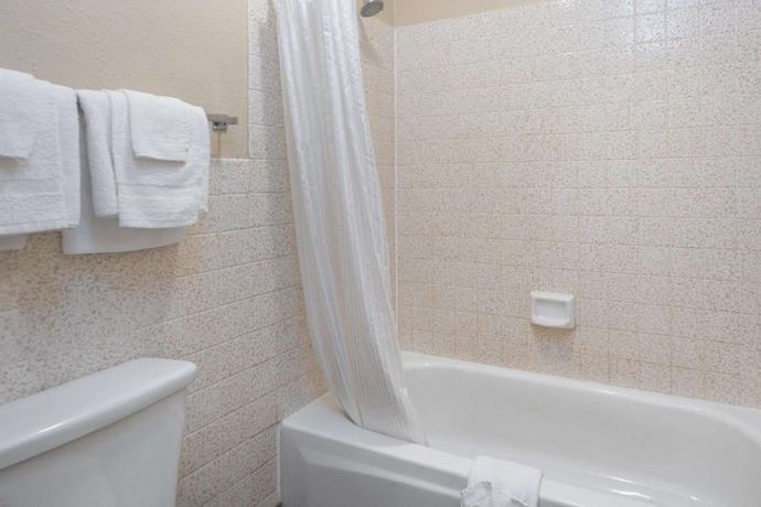 Imagen de la habitación del Hotel Surestay By Best Western Fairfield Napa Valley. Foto 13