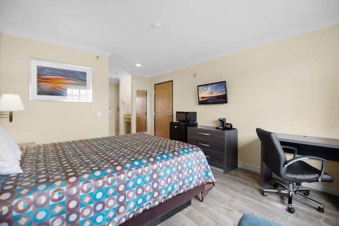 Imagen de la habitación del Hotel Surestay By Best Western Fontana. Foto 6