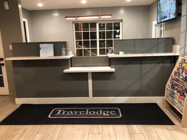 Imagen de los interiores del Hotel Surestay By Best Western Fresno Central. Foto 7