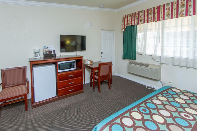 Imagen de la habitación del Hotel Surestay By Best Western Fresno Central. Foto 3