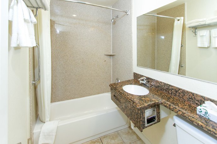 Imagen de la habitación del Hotel Surestay By Best Western Fresno Central. Foto 5