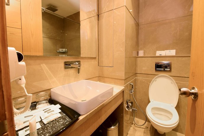 Imagen de la habitación del Hotel Surestay By Best Western Model Town Amritsar. Foto 15