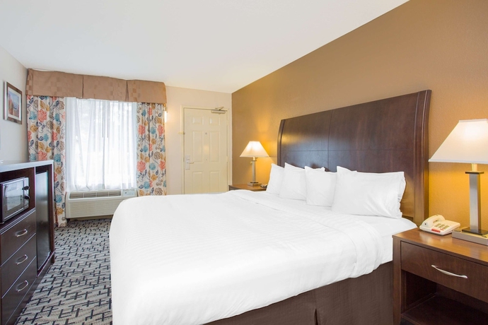 Imagen de la habitación del Hotel Surestay By Best Western North Myrtle Beach. Foto 3