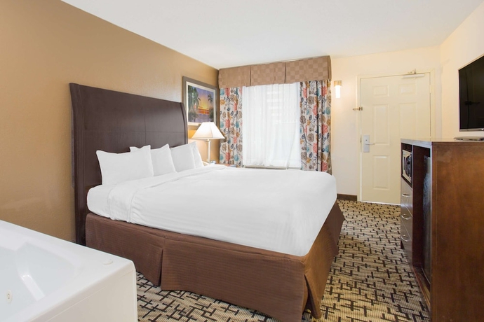 Imagen de la habitación del Hotel Surestay By Best Western North Myrtle Beach. Foto 6