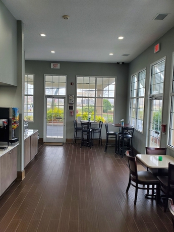 Imagen de los interiores del Hotel Surestay By Best Western North Myrtle Beach. Foto 13