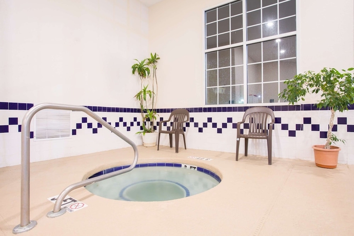 Imagen de la piscina del Hotel Surestay By Best Western North Myrtle Beach. Foto 19