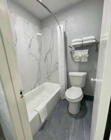 Imagen de la habitación del Hotel Surestay By Best Western San Antonio Riverwalk. Foto 9