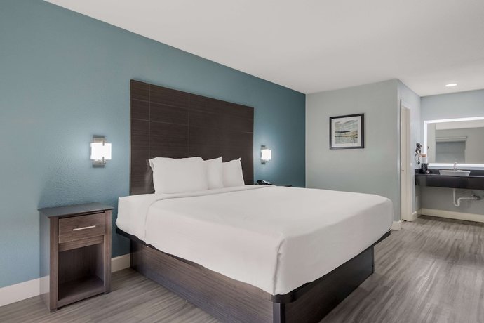Imagen de la habitación del Hotel Surestay By Best Western San Antonio Riverwalk. Foto 11