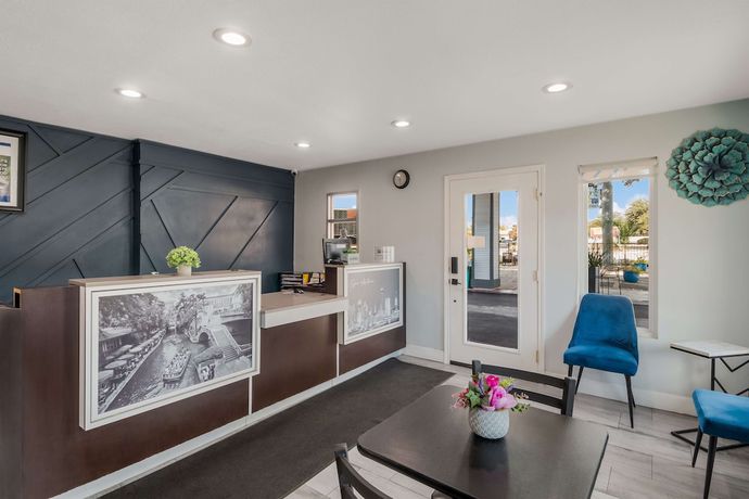 Imagen de los interiores del Hotel Surestay By Best Western San Antonio Riverwalk. Foto 18