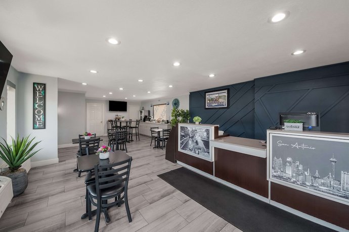 Imagen de los interiores del Hotel Surestay By Best Western San Antonio Riverwalk. Foto 19