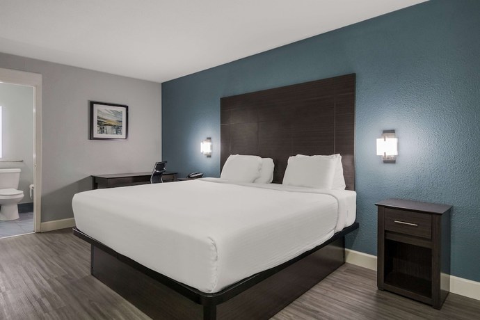 Imagen de la habitación del Hotel Surestay By Best Western San Antonio Riverwalk. Foto 13