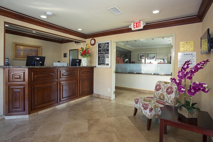 Imagen de los interiores del Hotel Surestay By Best Western Santa Monica. Foto 19