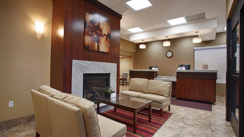 Imagen de los interiores del Hotel Surestay By Best Western Tehachapi. Foto 18