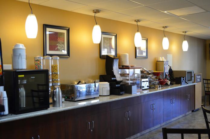 Imagen del bar/restaurante del Hotel Surestay By Best Western Tehachapi. Foto 2