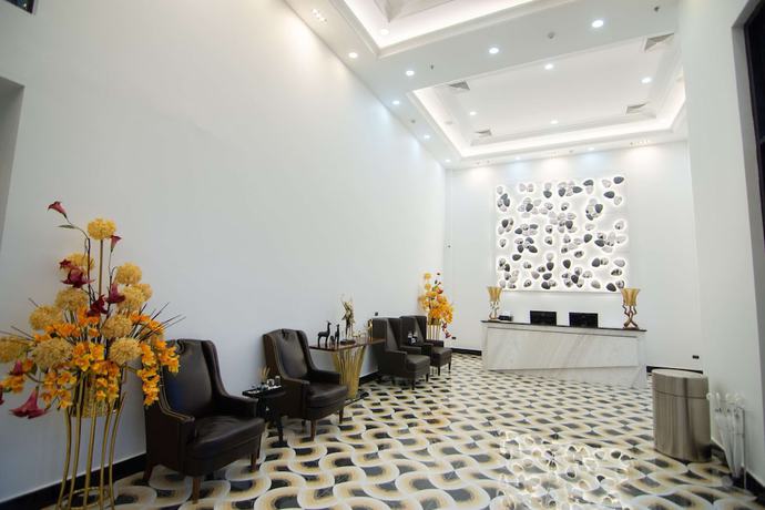 Imagen de los interiores del Hotel Surestay By Best Western Vientiane. Foto 18